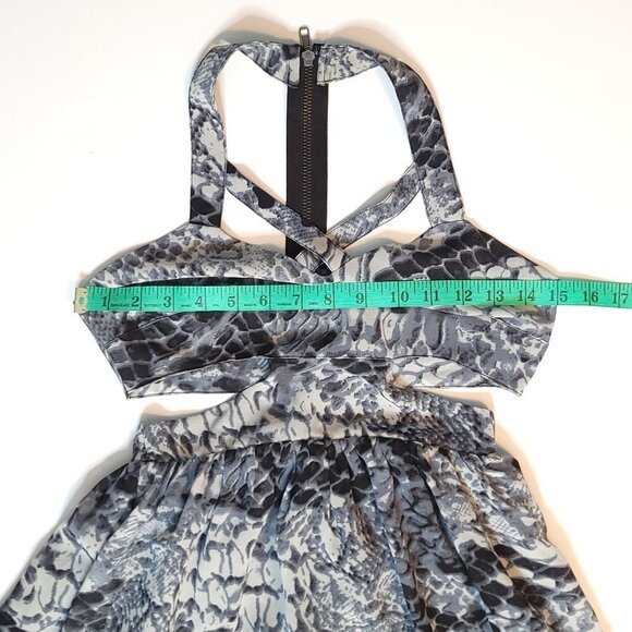 Revolve StyleStalker Chiffon Caged Bodice Maxi Dress Snakeskin Print Size 0 - Picture 11 of 14